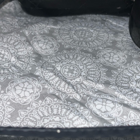 Glasses - Picture 4 of 11